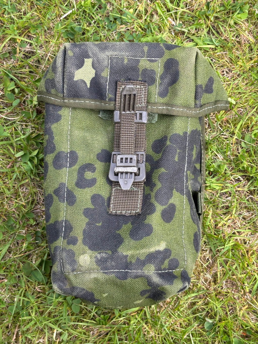 M/96 canteen pouch