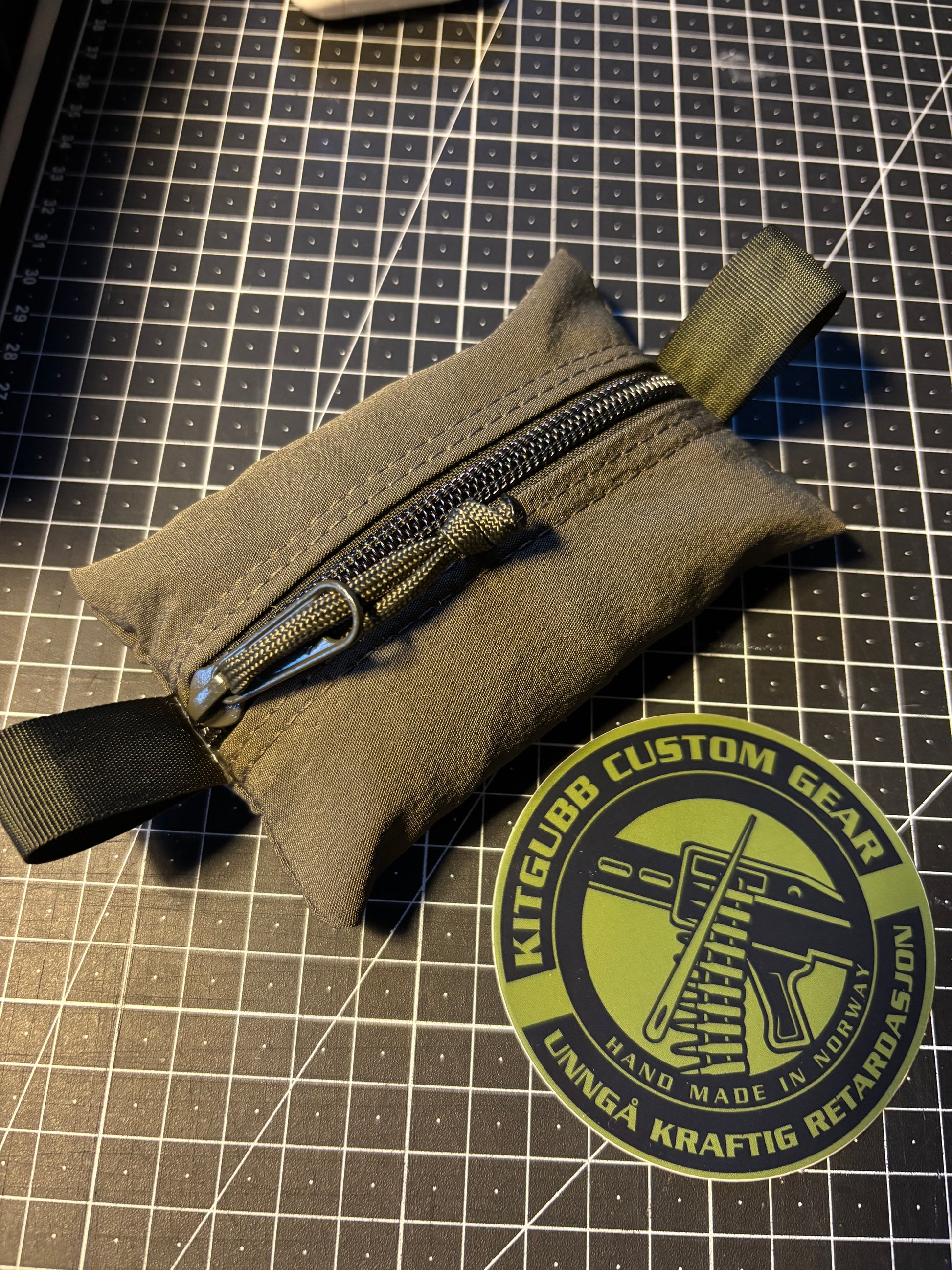 EDC stretch pouch