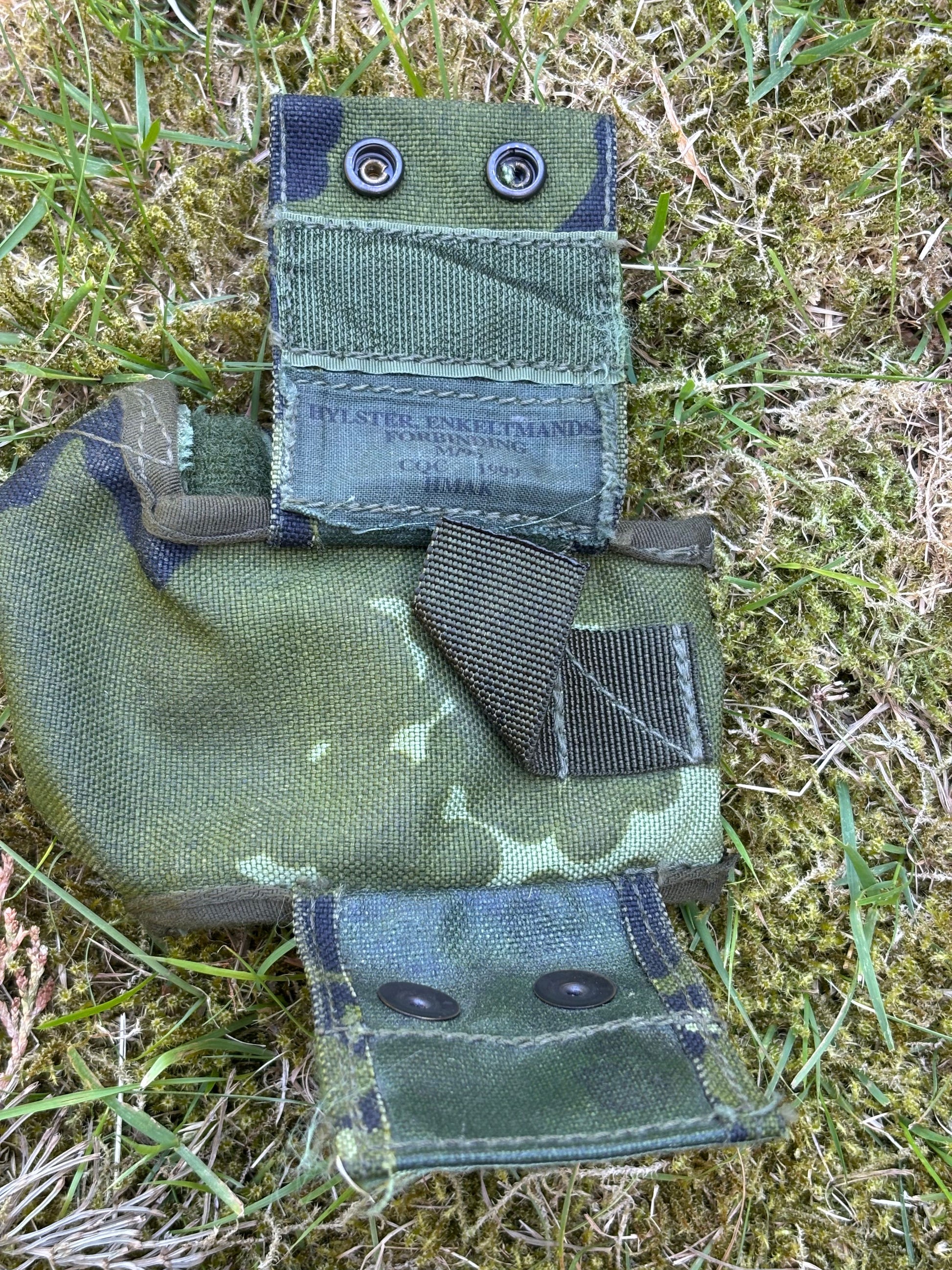 Small M/96 pouch