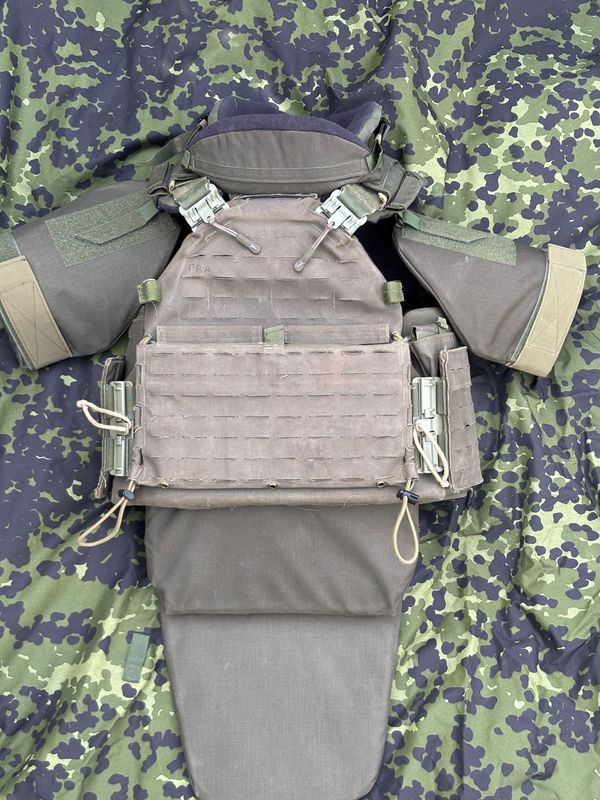 NFM Air Grid 6/9 Ballistic vest with armour add-ons