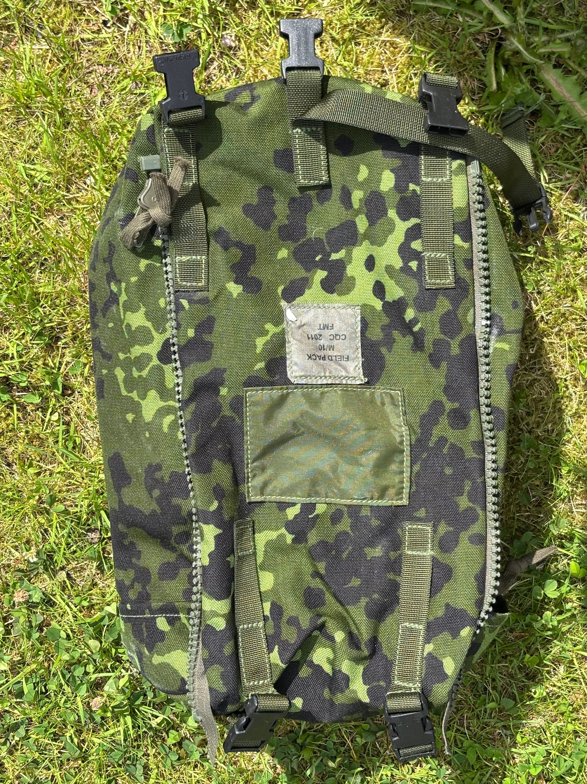 M/96 Sidepouch for bergen/ rocket pouch