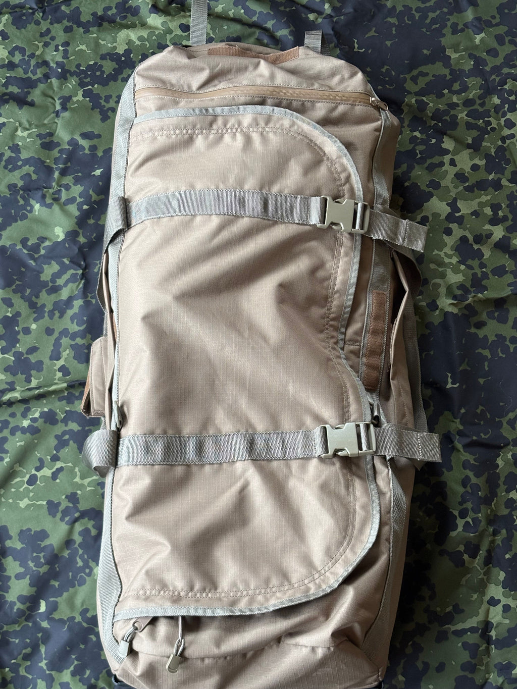 large M/17 bag with wheels and shoulder straps