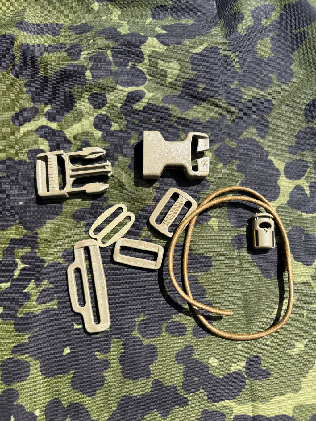Load carrying equipment repair kit