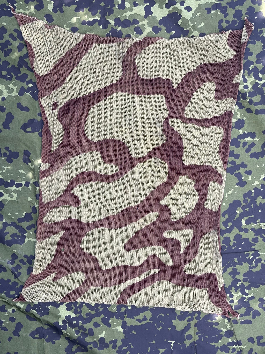 Camouflage net scarf